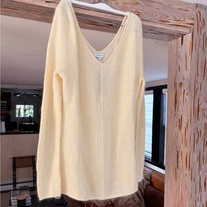H&M Mohair Blend Cream V-Neck Sweater size XL